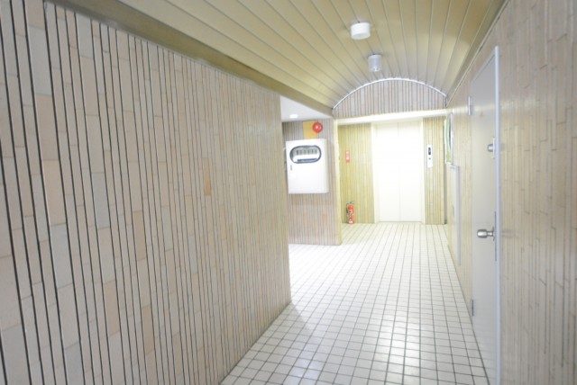 中銀マーブルマンシオン新宿五丁目 エントランス