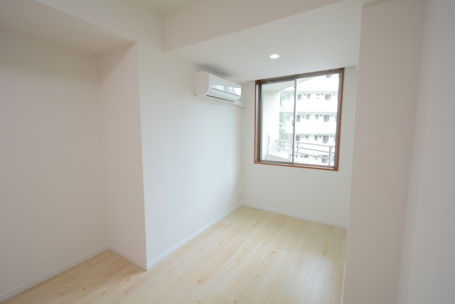 サンウッド新宿戸山フラッツ 洋室