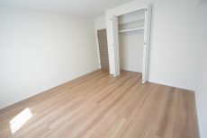 南平台マンション 洋室_5_7