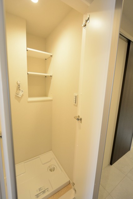 サンビューハイツ渋谷 洗濯機置場