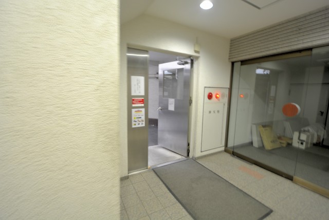 本郷サンハイツ エントランス