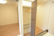 川口アパートメント LD