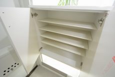 グローリア初穂音羽 玄関