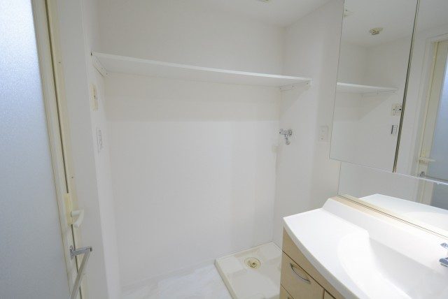 サンウッド新宿戸山フラッツ バス