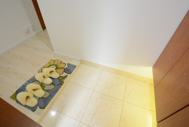 サンウッド新宿戸山フラッツ 玄関