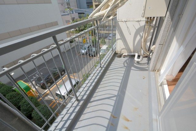 南平台マンション バルコニ^