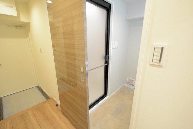 南平台マンション 洗面台