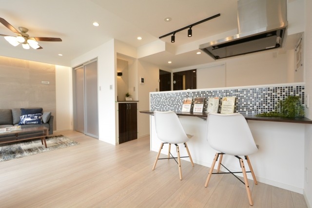 川口アパートメント LDK