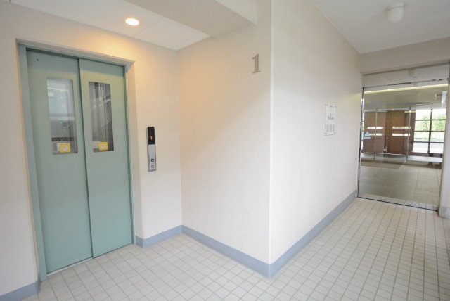 サンウッド新宿戸山フラッツ エントランス