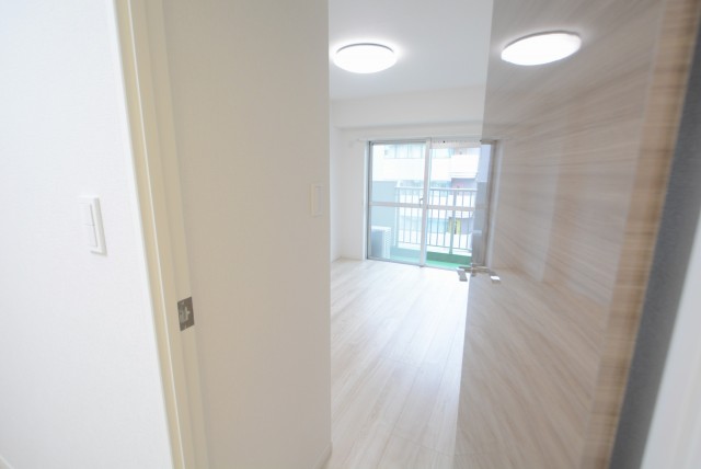 メゾンドール本郷 洋室