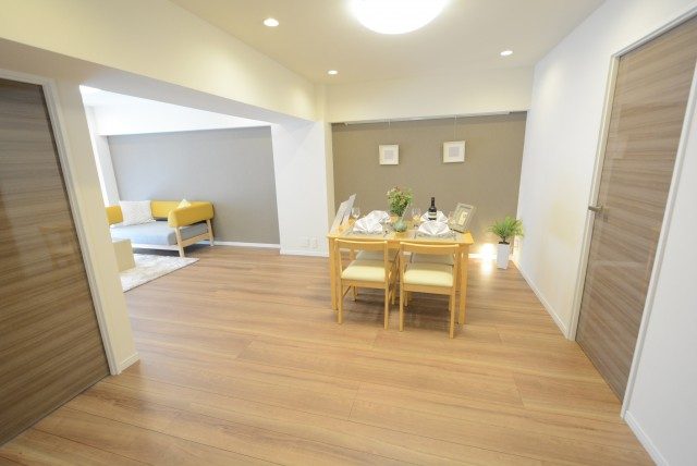 南平台マンション 洋室7_8