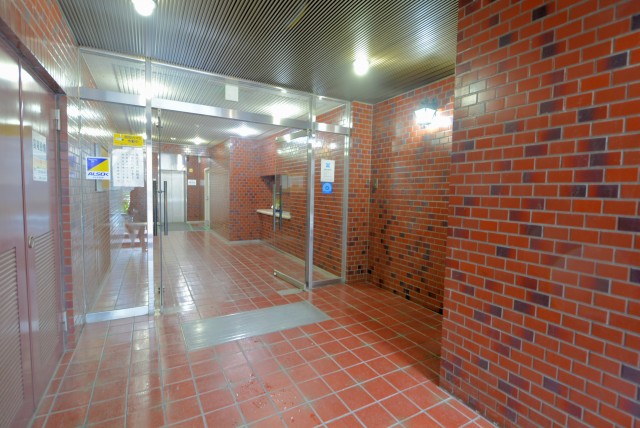 グランドメゾン新宿東エントランス