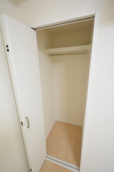 ピロティ五反田 洋室2