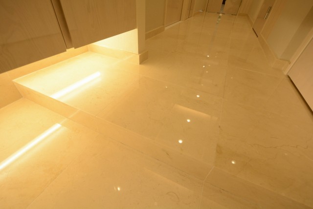 サンビューハイツ渋谷 外廊下