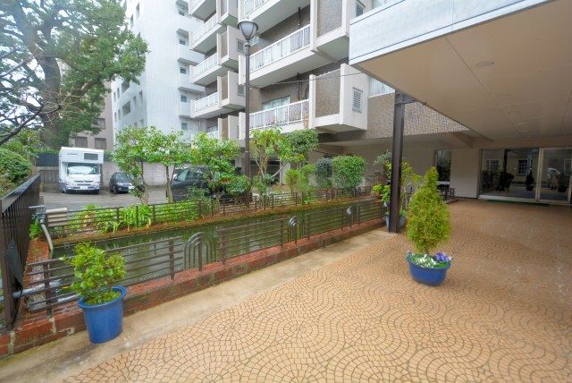 東急アルス本郷　外観