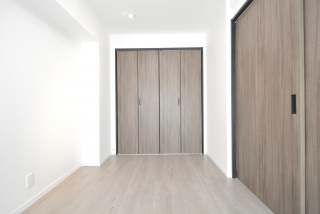 メゾンドール本郷 洋室2