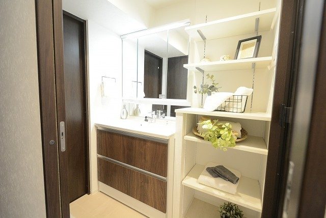 南平台マンション 洗面