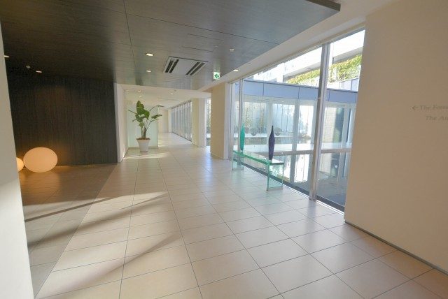 パークコート神宮前 エントランス