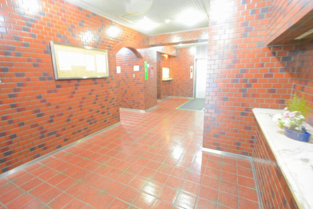 グランドメゾン新宿東エントランス