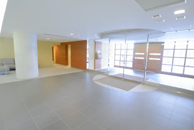 サンウッド新宿戸山フラッツ エントランス