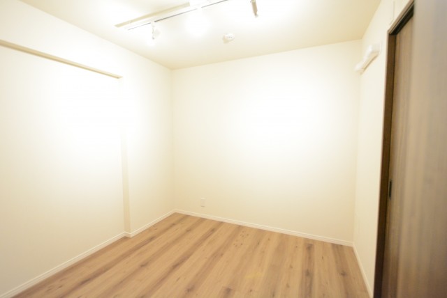 グリーンヒル小石川 洋室２