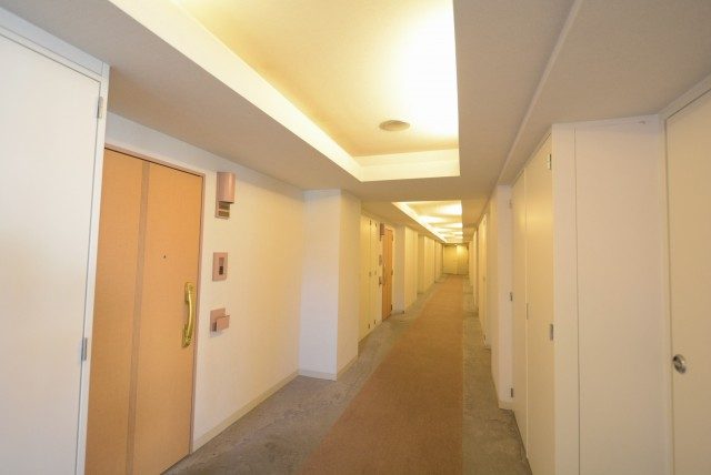 クリオタワー大塚台 内廊下