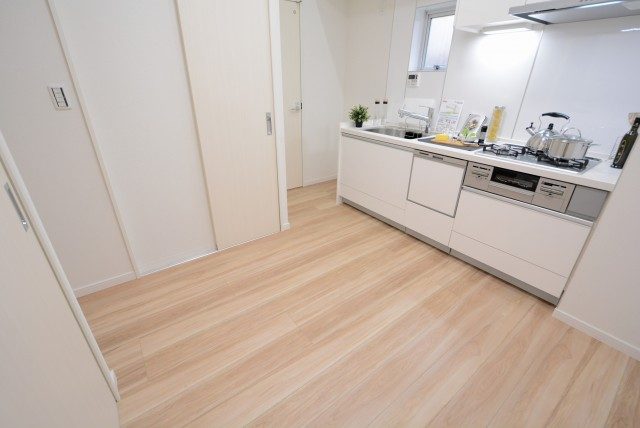 グローリア初穂音羽 ダイニング