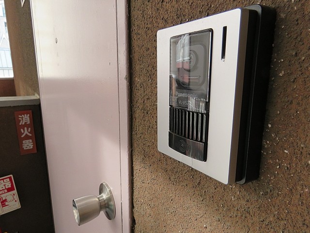 ノア渋谷パートⅡ　TVモニター付きインターホン