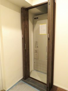 ノア渋谷パートⅡ　電気温水器