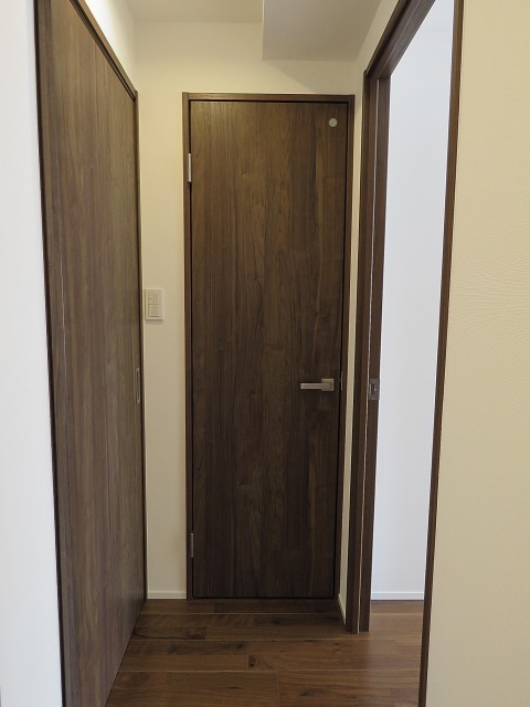 ノア渋谷パートⅡ　トイレ扉