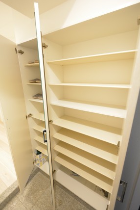 サンクレイドルレヴィール池袋 玄関