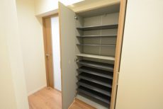 本郷サンハイツ9 玄関