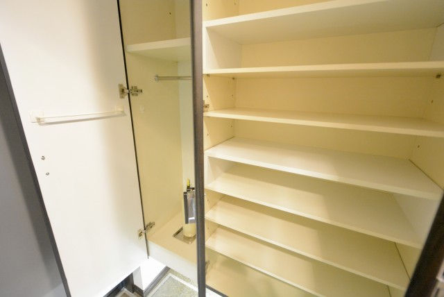 フォルスコート目黒大橋 玄関