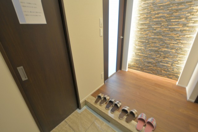 外苑パークホームズ 玄関