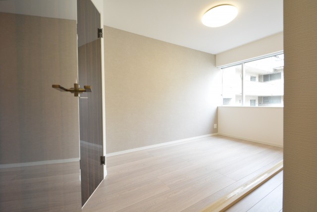 川口アパートメント 洋室1