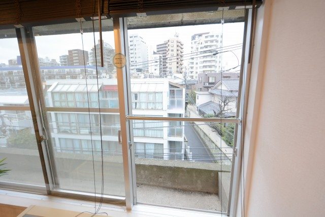 川口アパートメント バルコニー