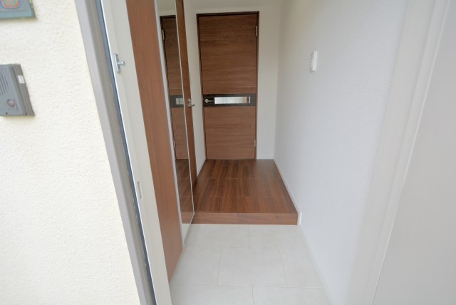 パシフィック早稲田 玄関