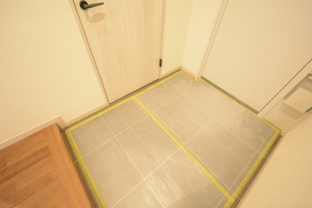 東急アルス本郷 玄関