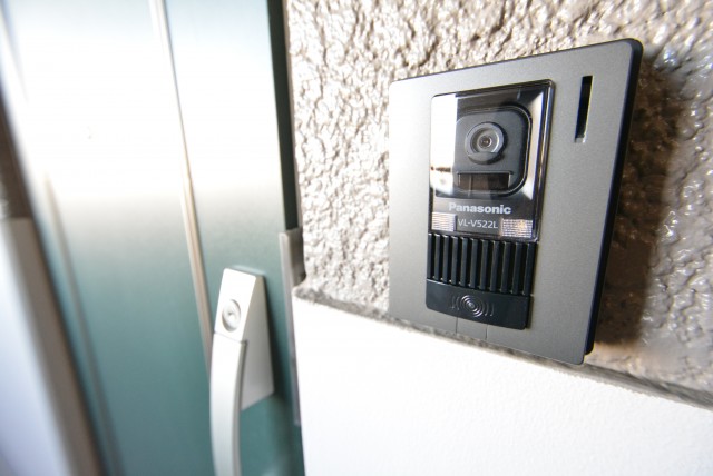 メゾンドール本郷 玄関