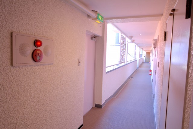 外苑パークホームズ 外廊下