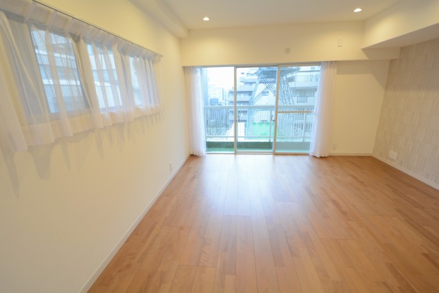 東急アルス本郷 バルコニー