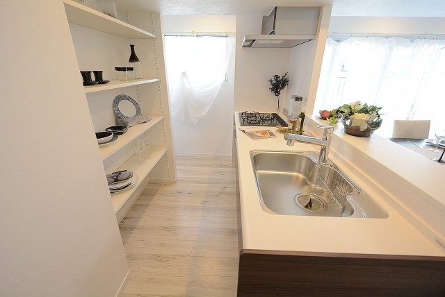 南平台マンション キッチン