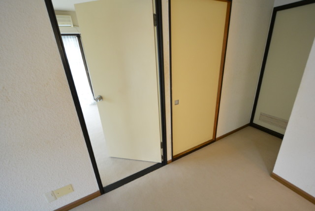 マンション広尾台 洋室