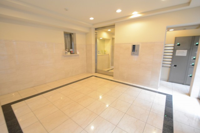 パークアクシス白金台南 エントランス