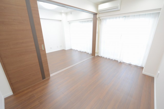 パシフィック早稲田 洋室