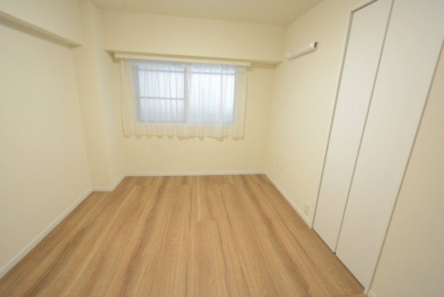 南平台マンション 洋室7_8