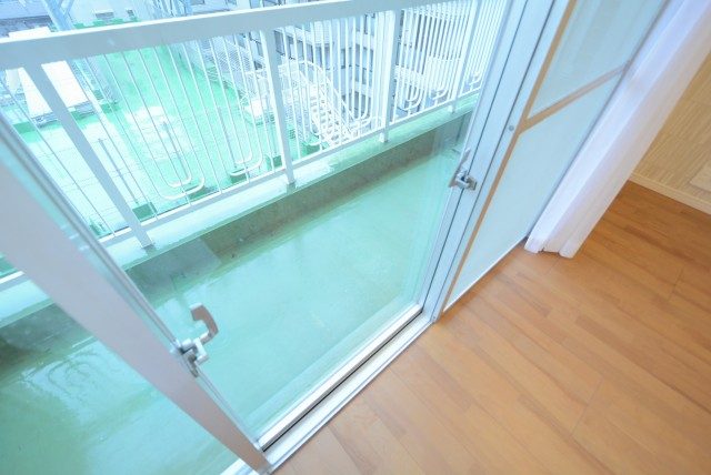 東急アルス本郷 バルコニー