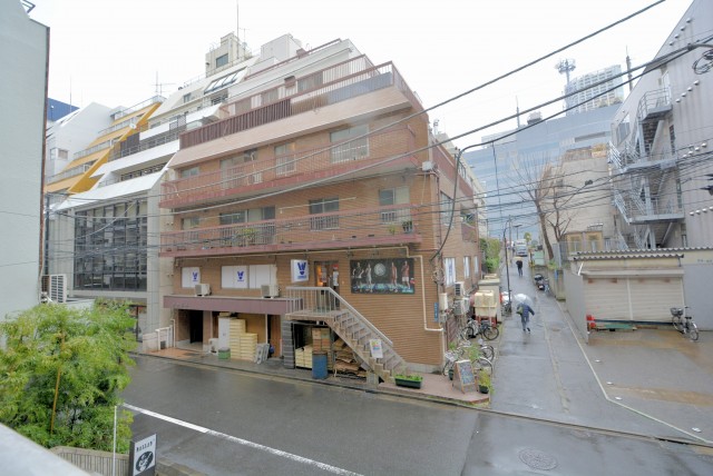 中銀マーブルマンシオン新宿五丁目 バルコニー