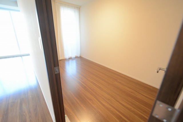 パークコート神宮前 洋室2