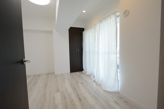 南平台マンション 洋室②